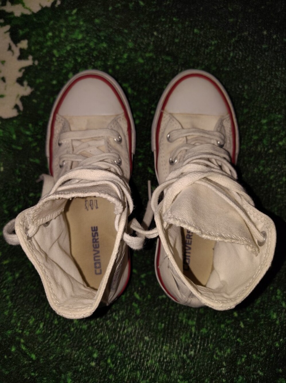 Converse White High-Top Sneakers Kids size 12 - Picture 6 of 8